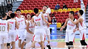 HBL南山高中驚險擊敗光復高中。（圖／記者劉家維攝影）