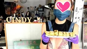 爆廢公社,早餐店,老闆娘,辣妹圍裙,蛋餅（圖／翻攝自臉書爆廢公社二館）