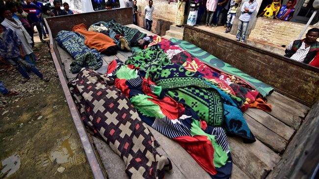 印度假酒中毒案　死亡數攀至150人
