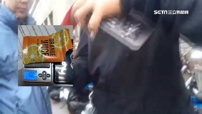 男走路變NPC　警攔查驚見喪屍毒