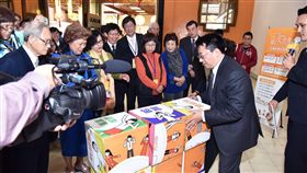 世界人權宣言70週年　互動巡迴展（2）世界人權宣言已屆滿70週年，「人權70讚出來」互動裝置巡迴展，25日在中正紀念堂登場。（民主基金會提供）中央社記者侯姿瑩攝　108年2月25日