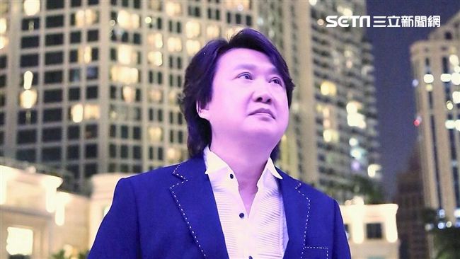 資深男星賣關子裝神祕　都是為了他？