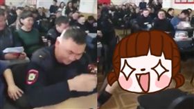 警察,紀律,脫衣,舞孃,活動,解雇,俄羅斯,節日,高層,長官 圖／翻攝自Reddit