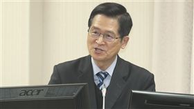 美日是否出兵防衛台灣　嚴德發：有可能對於朝野立委關注中國若入侵台灣，美日是否出兵協防，國防部長嚴德發（圖）25日強調，這是區域安全問題，若危害到美國利益時美國就會來，日本距離很近也有可能，區域內的國家都會做這樣的選擇。中央社記者張新偉攝　108年2月25日