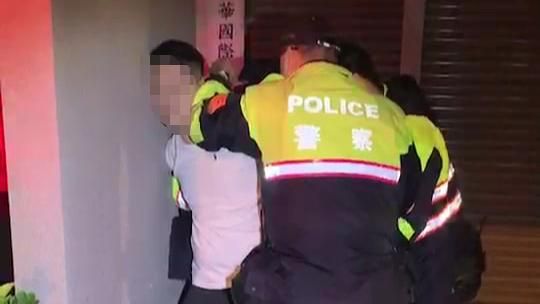 2男稱「台北混很大」！警出現就想溜