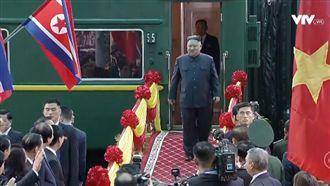 搭了2天火車　金正恩抵越南大受歡迎
