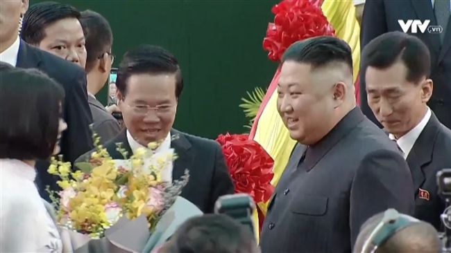 金正恩視察北韓大使館　金與正同行