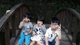 靈異照片,女鬼手,詭異,指甲,新山夢湖（圖／翻攝自靈異公社）