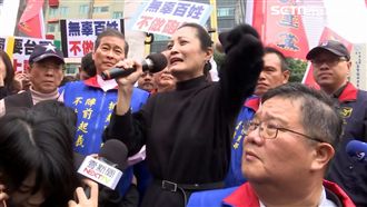 獨！唱作俱佳？白狼跌棺木還唸唐詩！