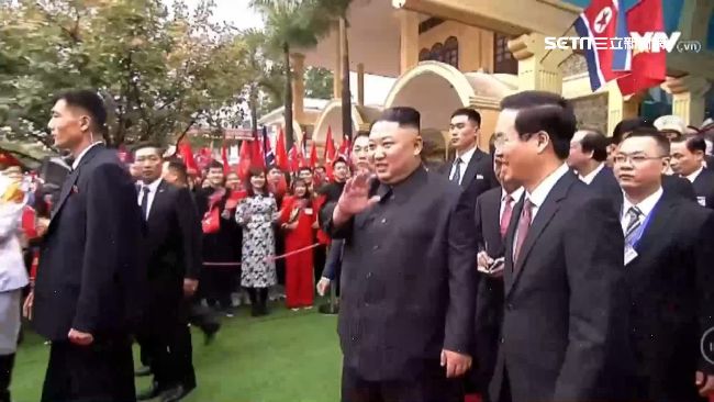 金正恩訪北韓駐越南使館　歡呼聲四起