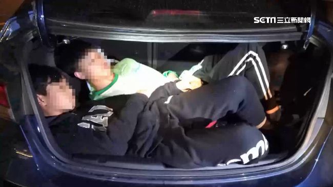 夜遊撞爛租車　屁孩竟起歹念偷阿嬤車