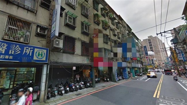 中和男倒臥血泊　疑公寓墜落送醫不治