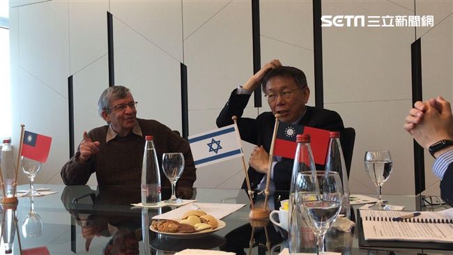 就是狂！柯P出訪「阿北姿勢」超霸氣