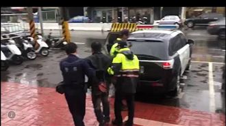 家暴夫砍斷妻手指　她浴血逃命求救