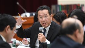 緊盯大同集團　顧立雄：包括子公司交易在台灣證券交易所實地查核華映、綠能後，市場傳出櫃買中心赴福華進行實地查核，金融監督管理委員會主委顧立雄26日在立法院表示，對上市櫃公司的集團監視作業都會持續，包括集團旗下子公司之間的交易也在監視範圍內。中央社記者孫仲達攝　107年12月26日