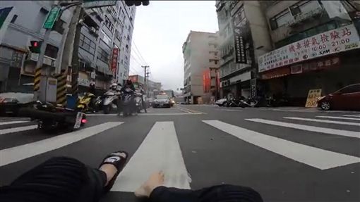 帥到分手,車禍,台北市/翻攝臉書輕檔車俱樂部