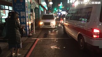 公車司機突關門　他還沒上車慘被輾斃