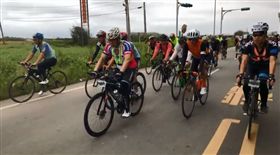 柯文哲挑戰一日雙城（圖／翻攝自YouTube）