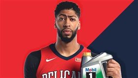 ▲Anthony Davis加油。（圖／取自Anthony Davis IG）