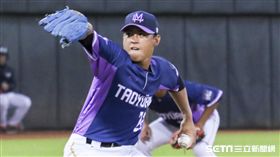 桃猿先發投手葉家淇。（圖／記者林士傑攝影）