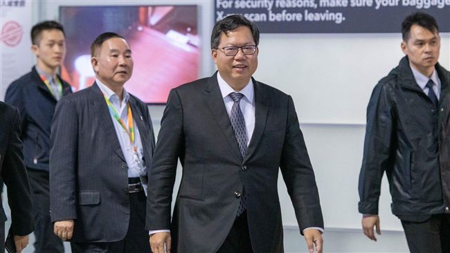 文燦訪美！網：別讓南北二哈耀武揚威