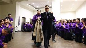 周潤發？揉揉眼是「妙禪」　seafood冬季風衣超有型 圖翻攝自妙禪師父 佛教如來宗臉書