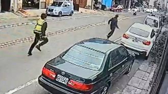 多會跑！通緝犯狂奔2km累癱躺菜園