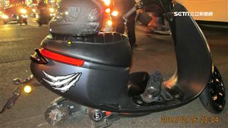 他騎車後輪突然變心飛走…疑改裝惹禍