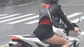 超車,重機騎士,貨車司機,正妹(圖／翻攝自爆廢公社)