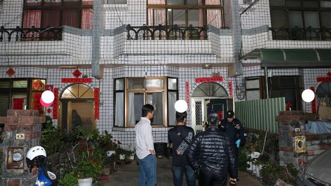 狠心勒頸、砸頭殺酒友　無業男遭收押