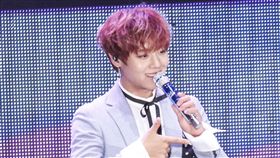 韓國男星朴志訓海外首場見面會，現場粉絲熱情不斷。（記者林士傑/攝影）