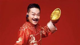 黃玉郎近日傳出迎娶小他37歲的嫩妻Cass。（圖／翻攝自微博）