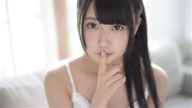 AV女優夢見照羽多(夢見照うた) 
推特