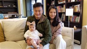 林佑星、老婆小妏
圖／翻攝自臉書