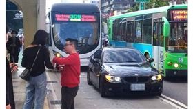 公車,BMW,台中.台灣大道,車禍