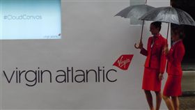 維珍航空（Virgin Atlantic）
https://www.flickr.com/photos/squirrel02/8048041522/in/photolist-dgbjmA-e77hf3-2ej9nJa-fqW6ac-4fCEGS-TLEZws-Xq2npF-25oyiTf-26L65kR-VLTDtD-8U6o2p-bFuRv8-Ky7S7c-FYUeRF-enx9ft-2b9bF