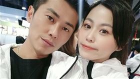 老車,經典90,社團,社長,何華,老婆（何華提供）