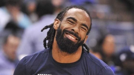 NBA／諾亞HIGH到打康利屁屁！