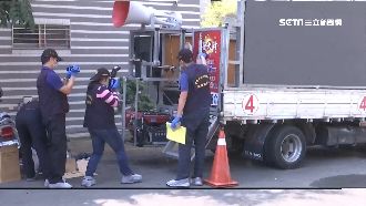 中年男攜刀昏倒宣傳車　謝龍介回應了