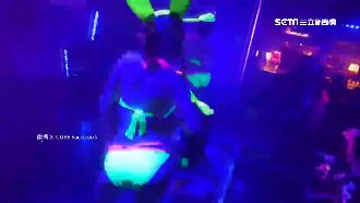 台中夜店辦美尻之夜　短裙辣妹排排站