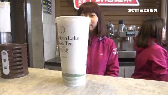 南投紅茶攤爆紅　延後打烊消化遊客！