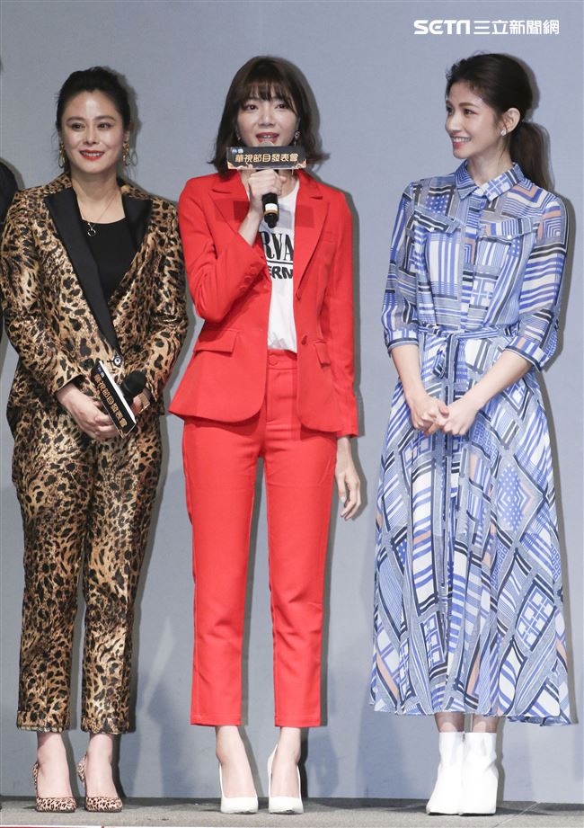 2019華視節目表會，影劇「寸尺」演員李千那、周宇柔。（記者林士傑/攝影） 