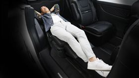 ▲M7 TURBO ECO HYPER配備第二排獨立雙座Ottoman座椅。（圖／LUXGEN提供）