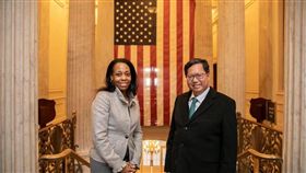 鄭文燦訪美國會山莊