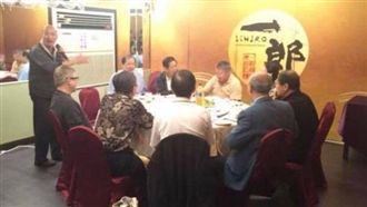 畫面曝光！王浩宇貼韓國瑜餐廳喝酒照