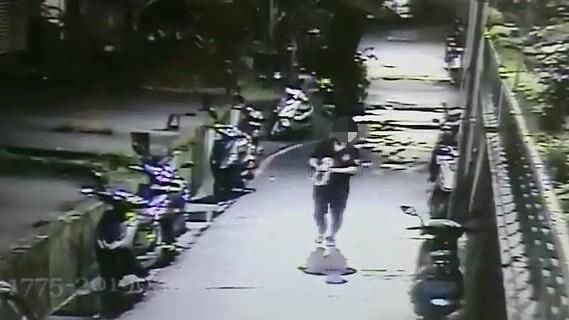 帶行兇狗落跑　婦到案和解親友急護航