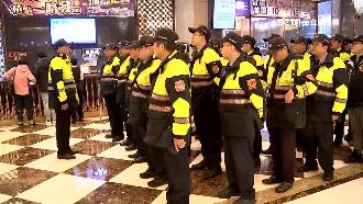 鐵腕阻暴力　板橋警大規模掃蕩KTV
