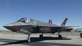 F-35戰機為期兩天的年度洛杉磯郡航空秀，靜態展示的F-35戰機。中央社記者曹宇帆蘭卡斯特攝　107年3月24日