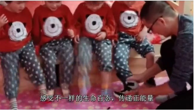 家有四胞胎貧困家庭　太太這動作脫貧