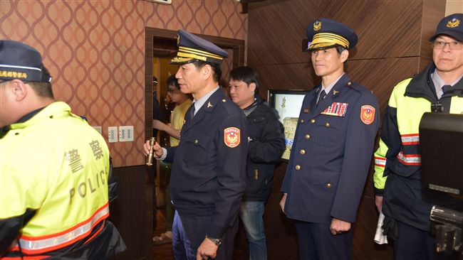 花蓮警局長親率隊　擴大臨檢掃蕩暴力